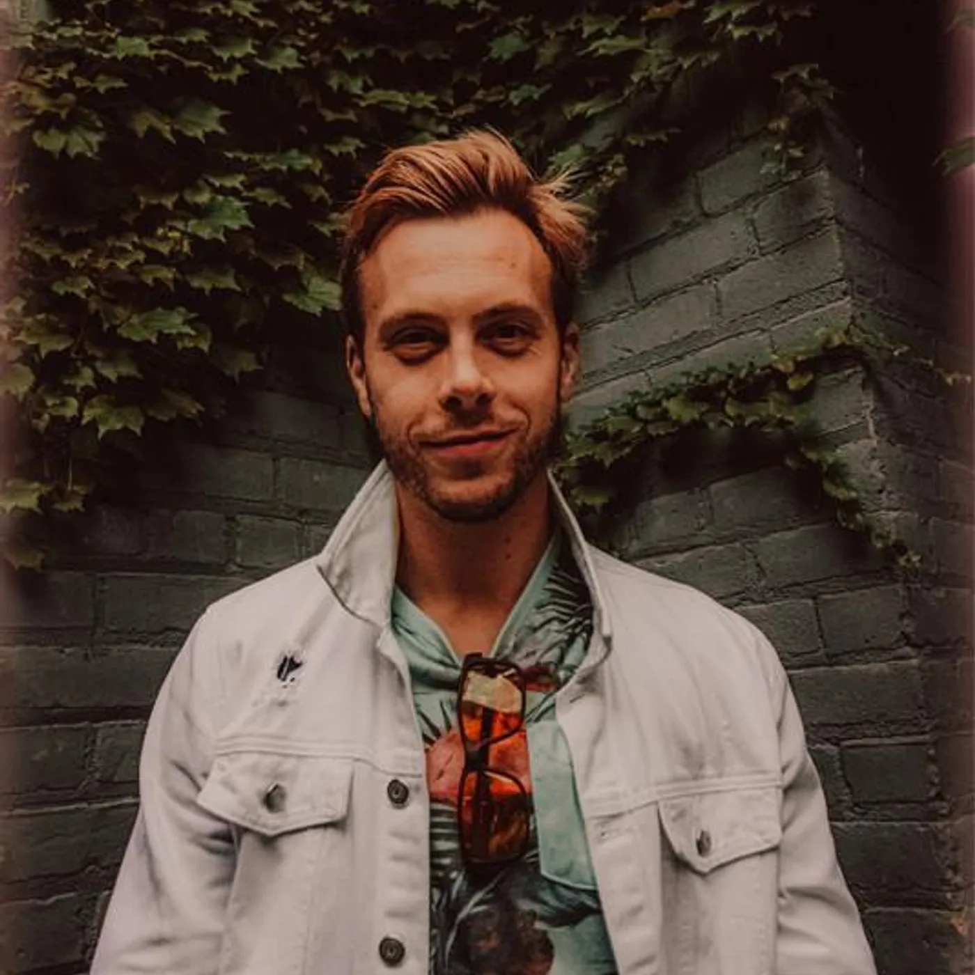 Riker Lynch Brand Page