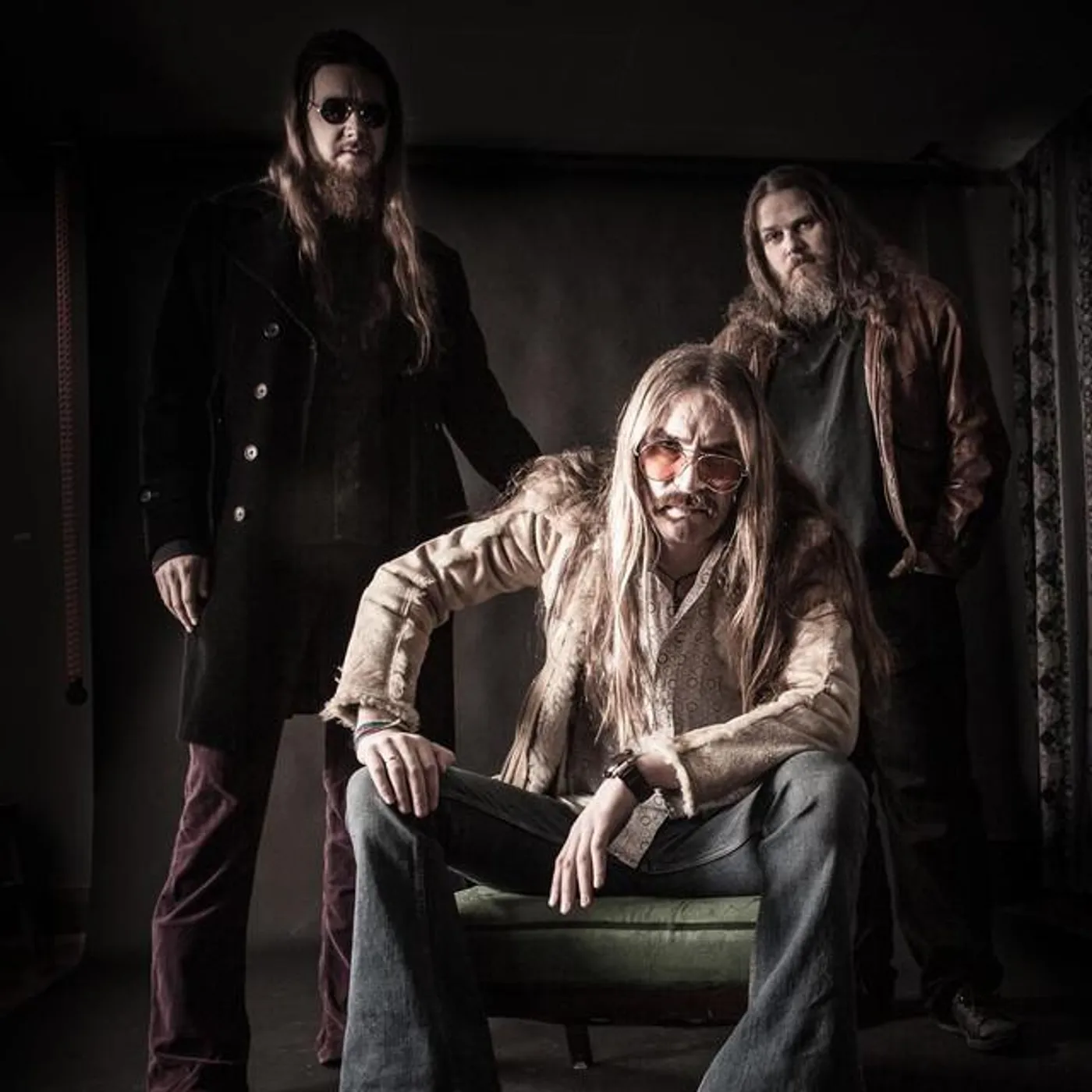 Ring Van Mobius Brand Page