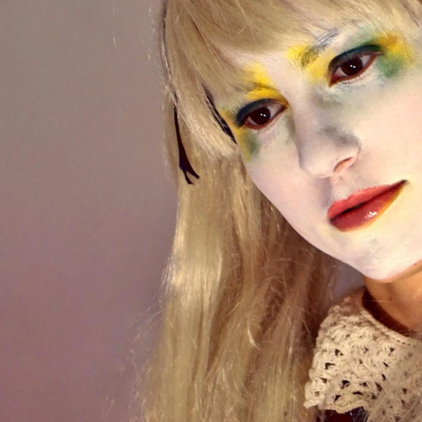 Rio en Medio Brand Page