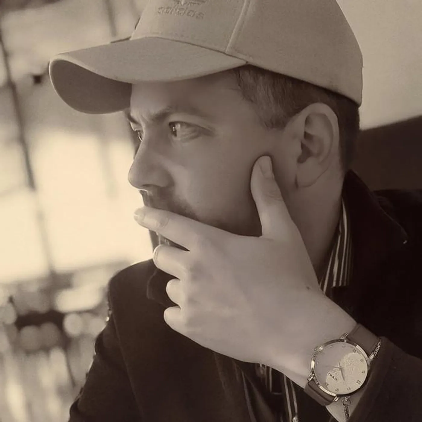 Ruben Van Rompaey Brand Page