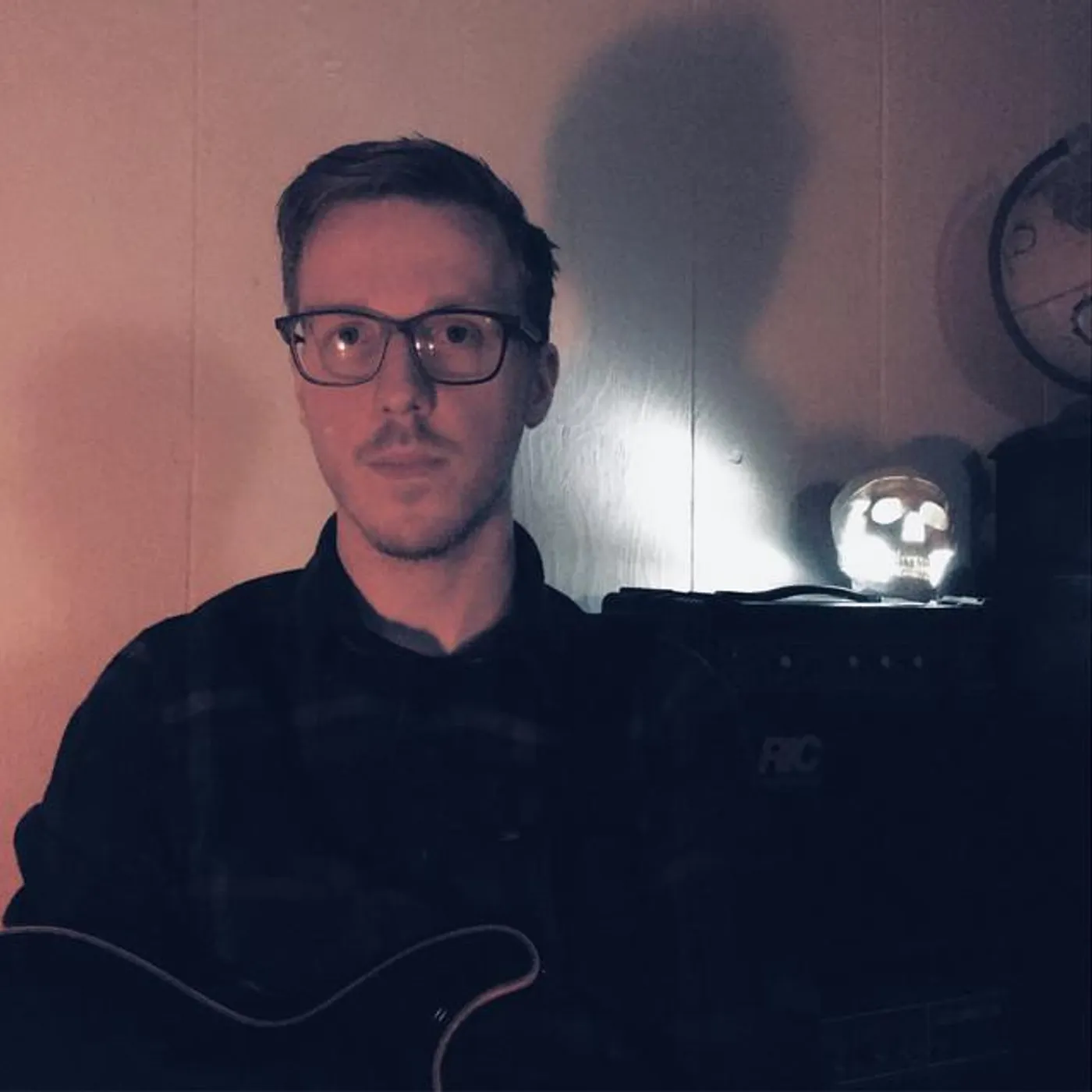 Wayne Robert Thomas Brand Page