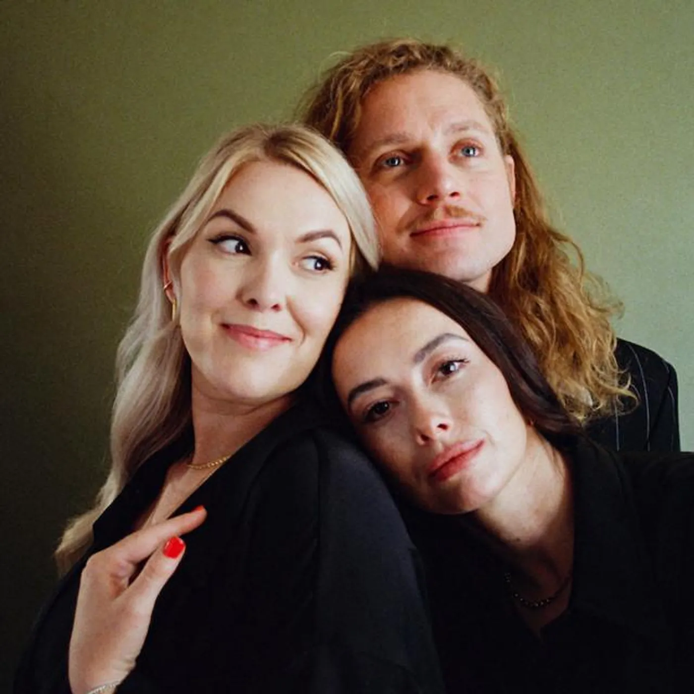 The Wandering Hearts Brand Page