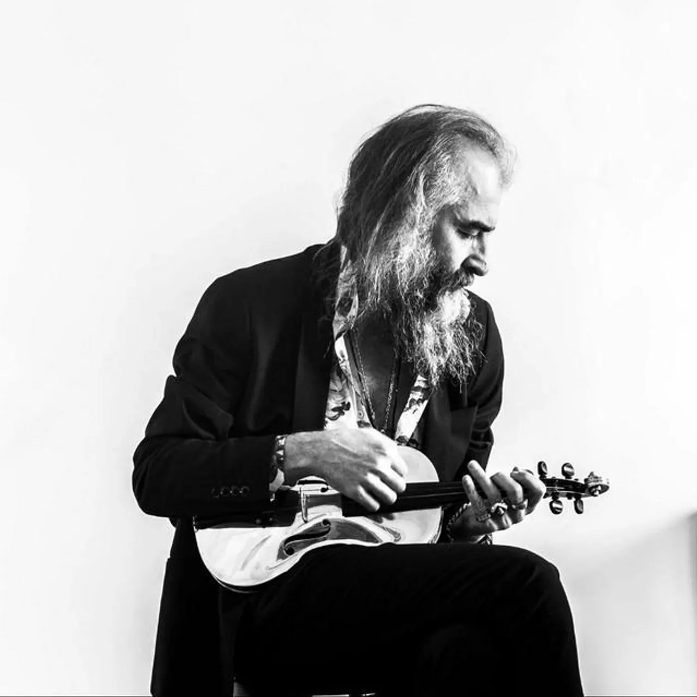 Warren Ellis Brand Page