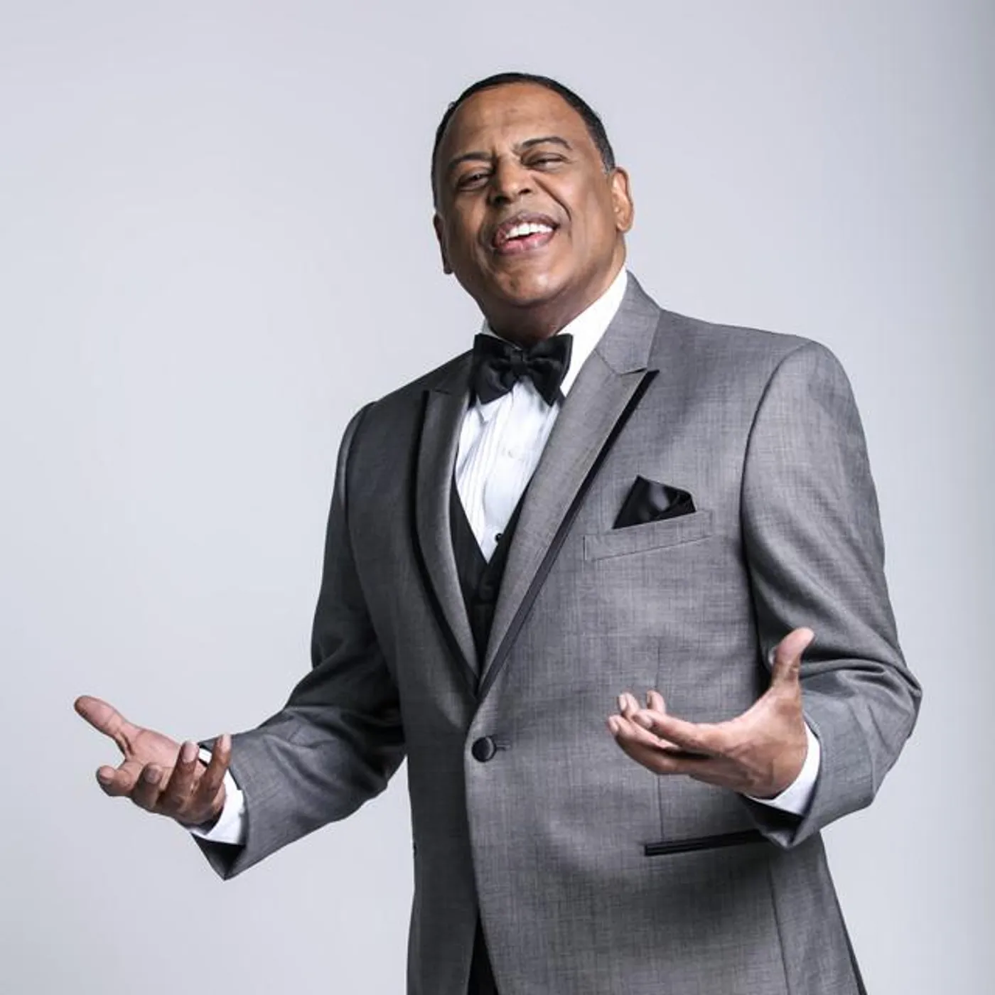 Wilfrido Vargas Brand Page