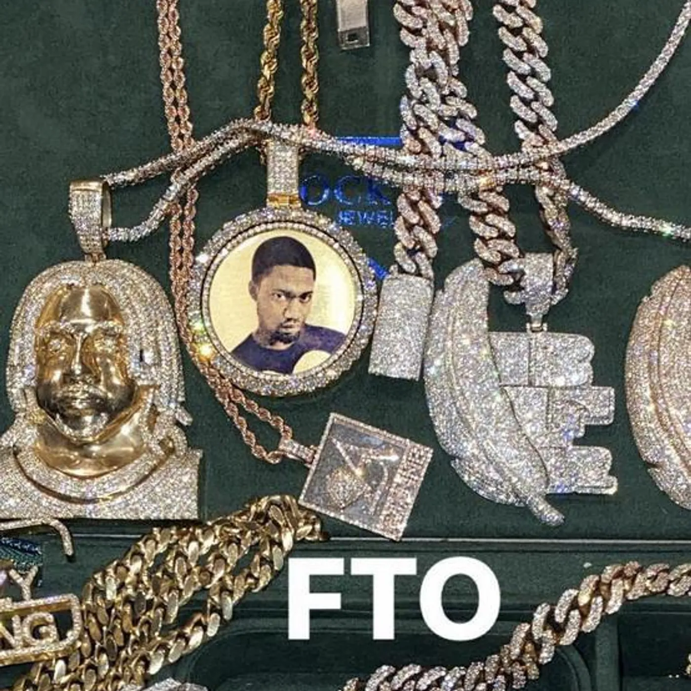 Wlatt Boyz Brand Page