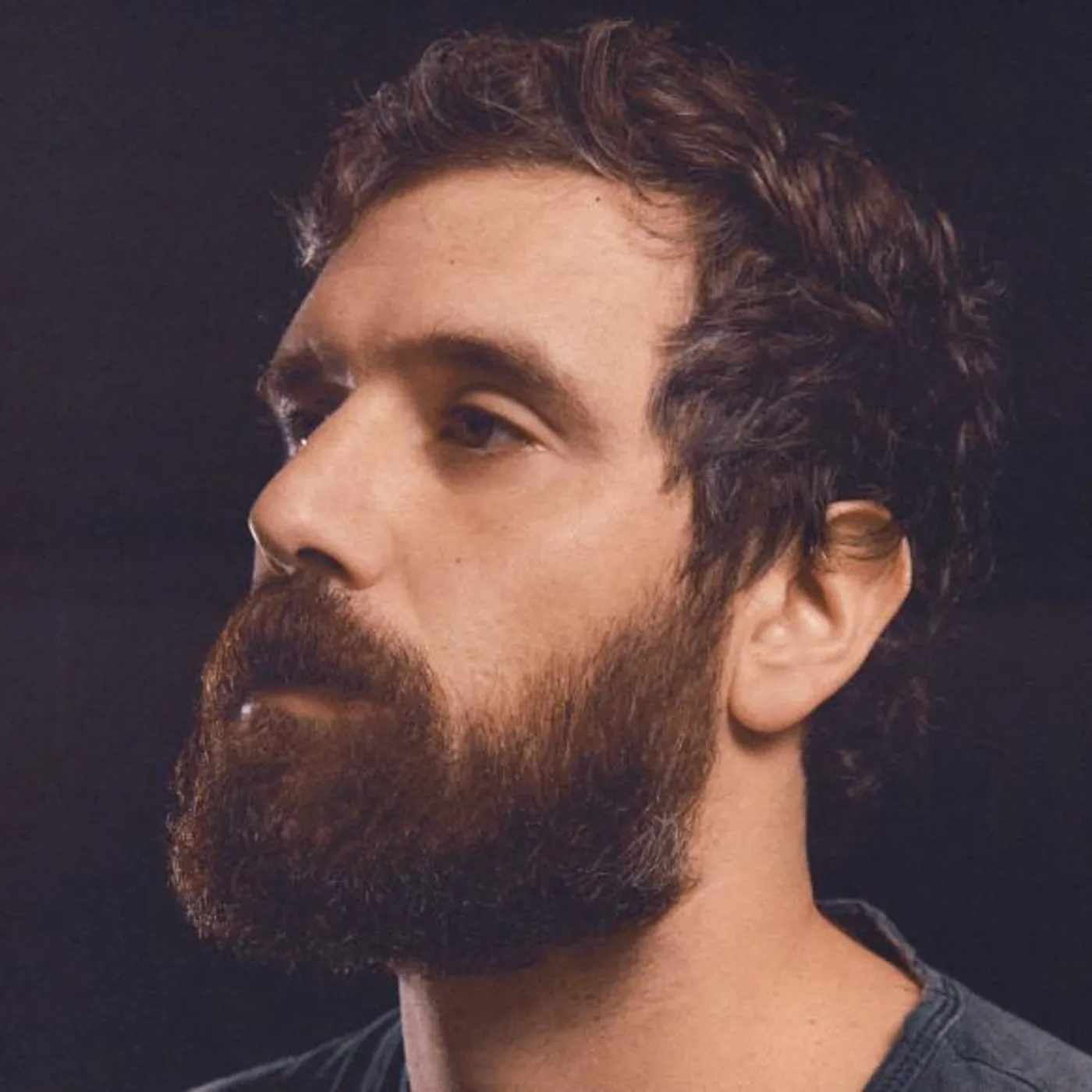 Tommaso Paradiso Brand Page