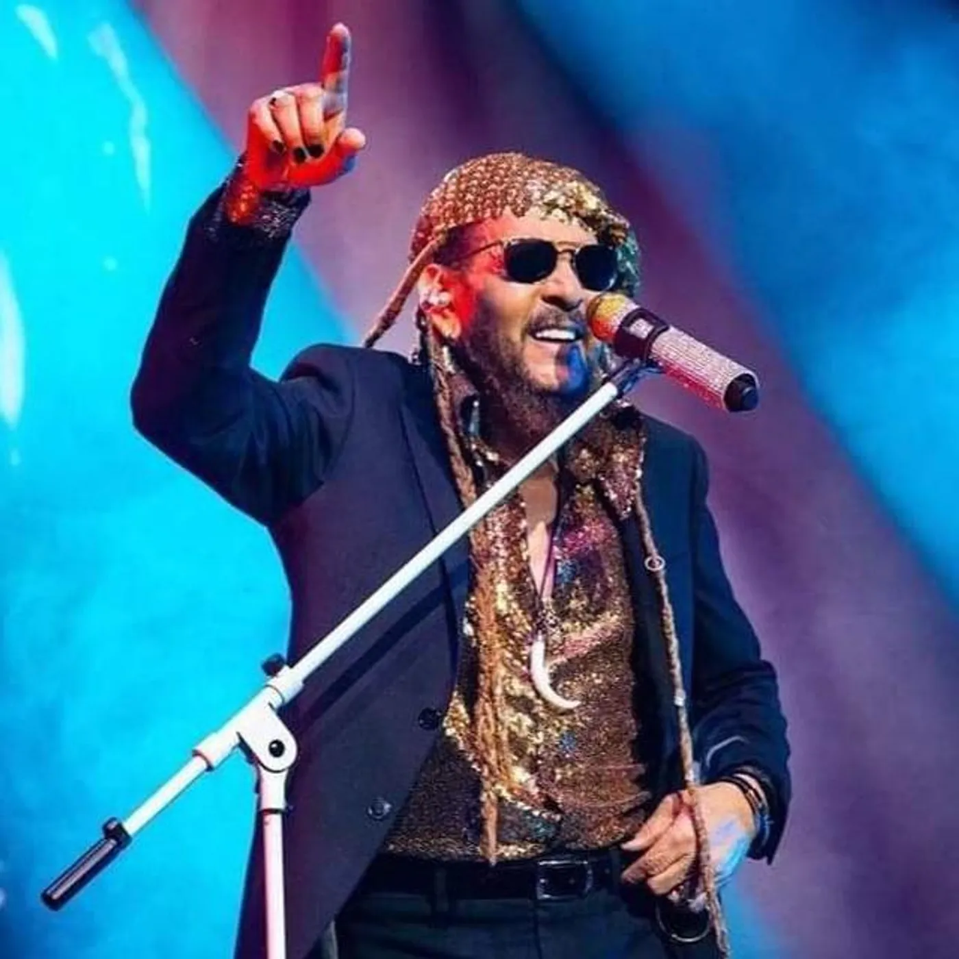 Toño Rosario Brand Page