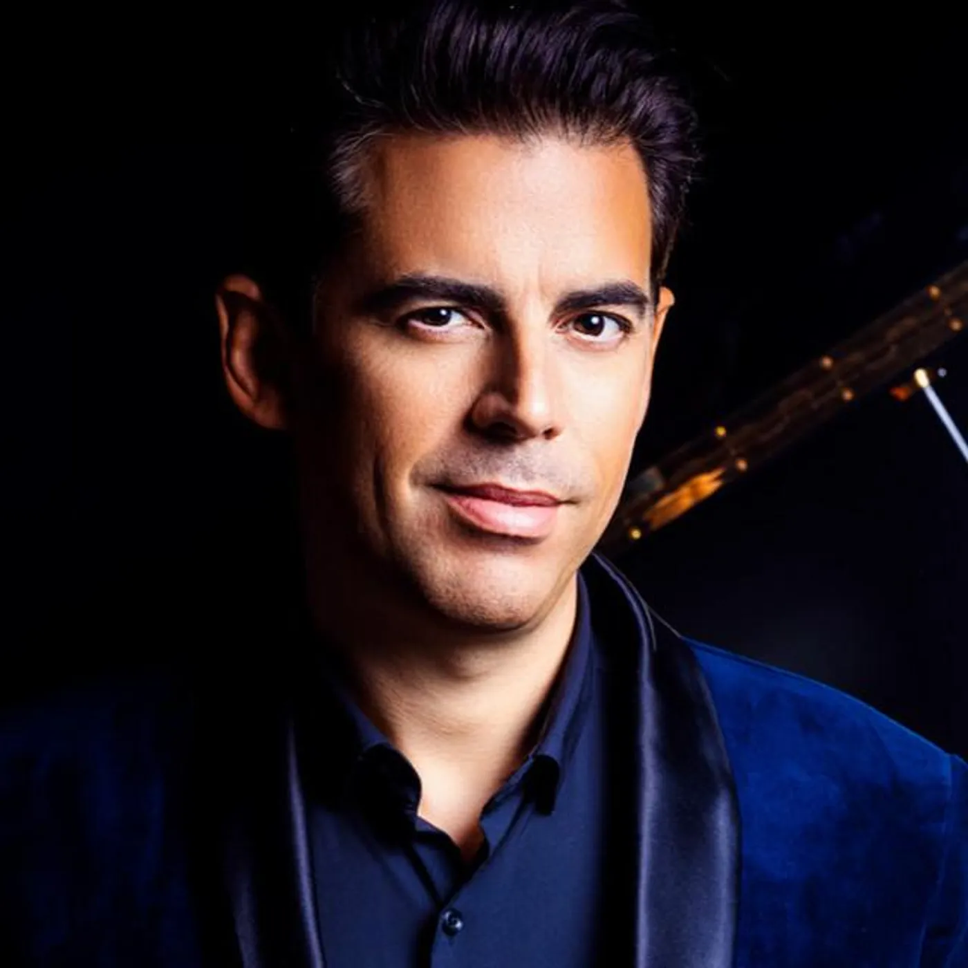 Tony DeSare Brand Page