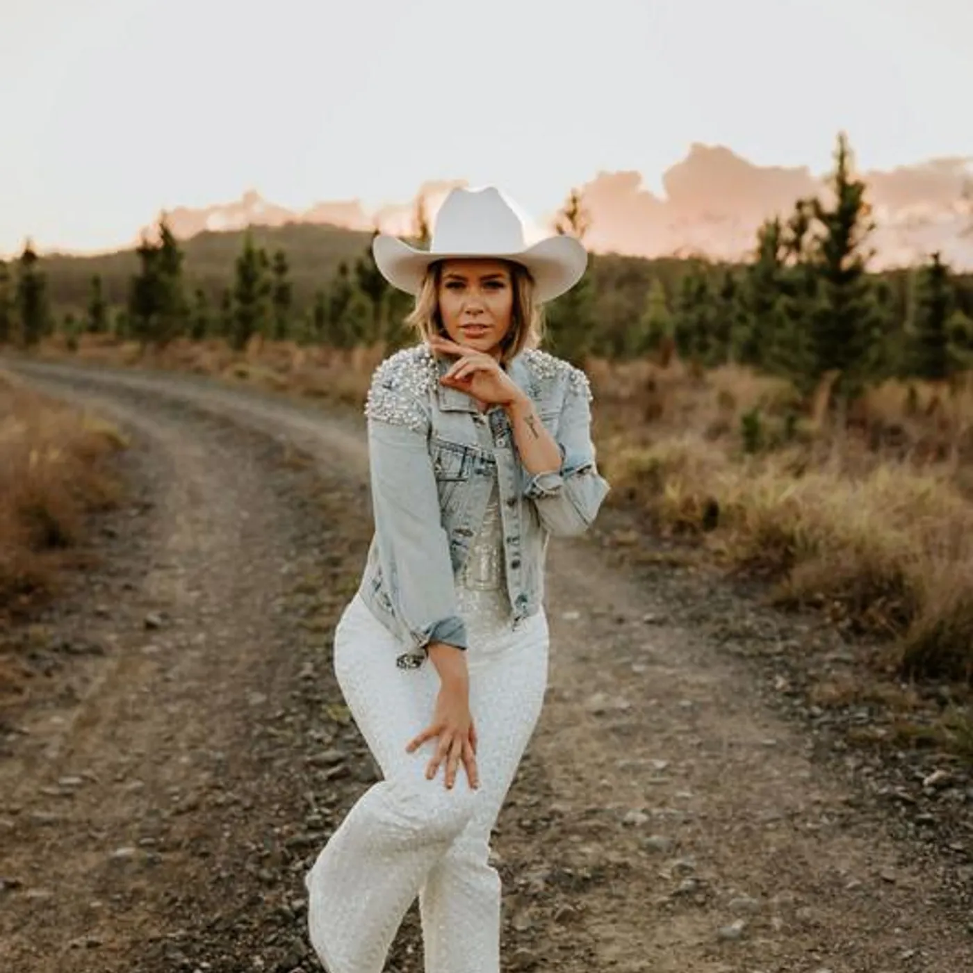 Tori Darke Brand Page