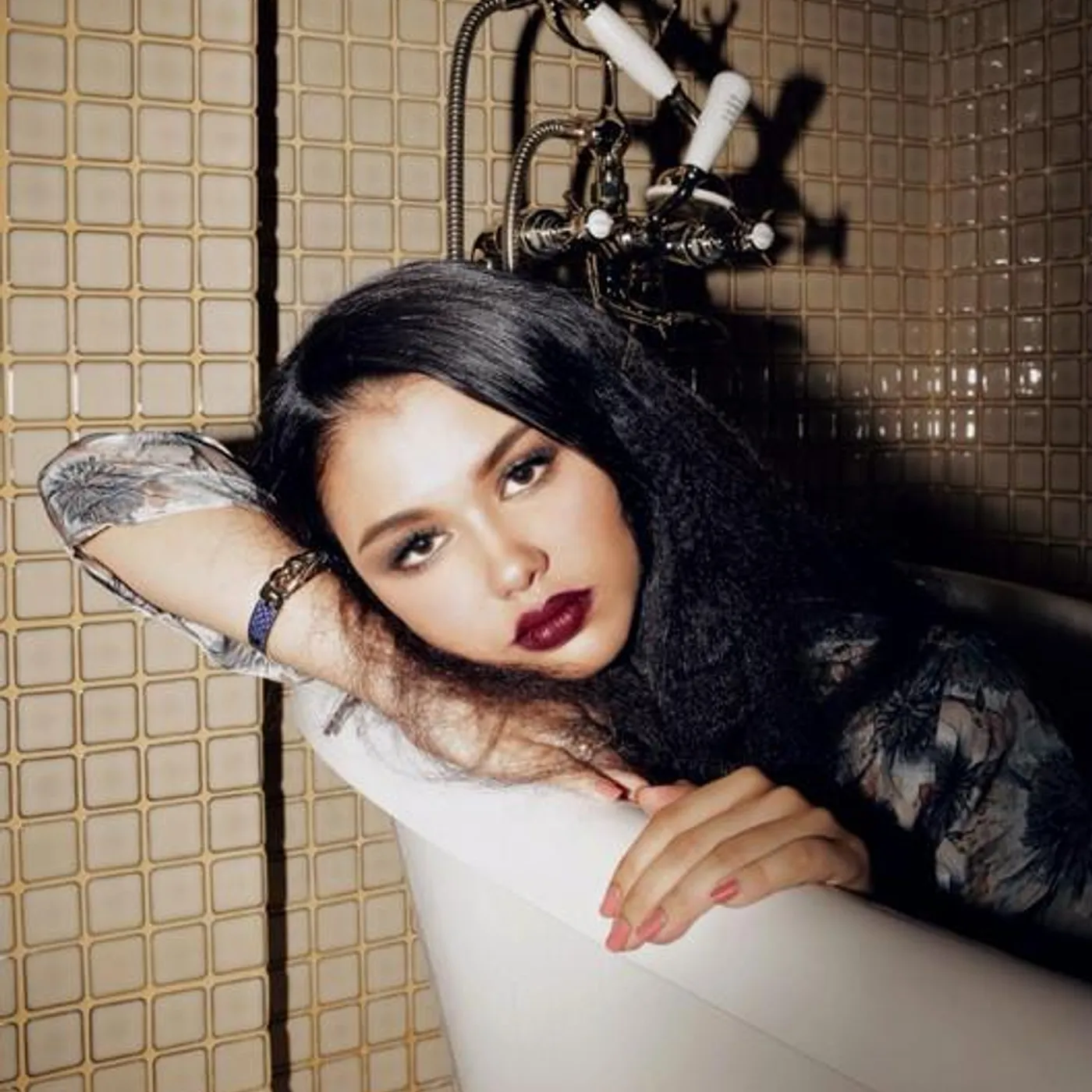 Tat Mannerz Brand Page