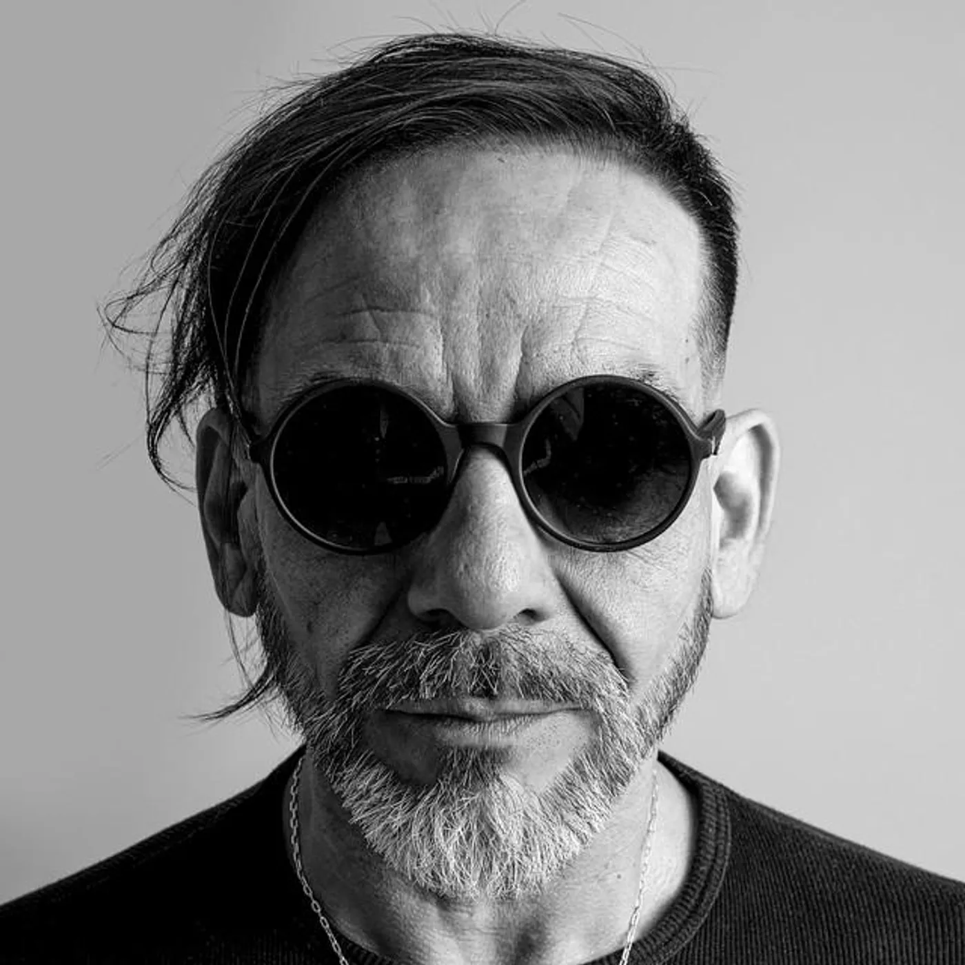 Tata Barahona Brand Page