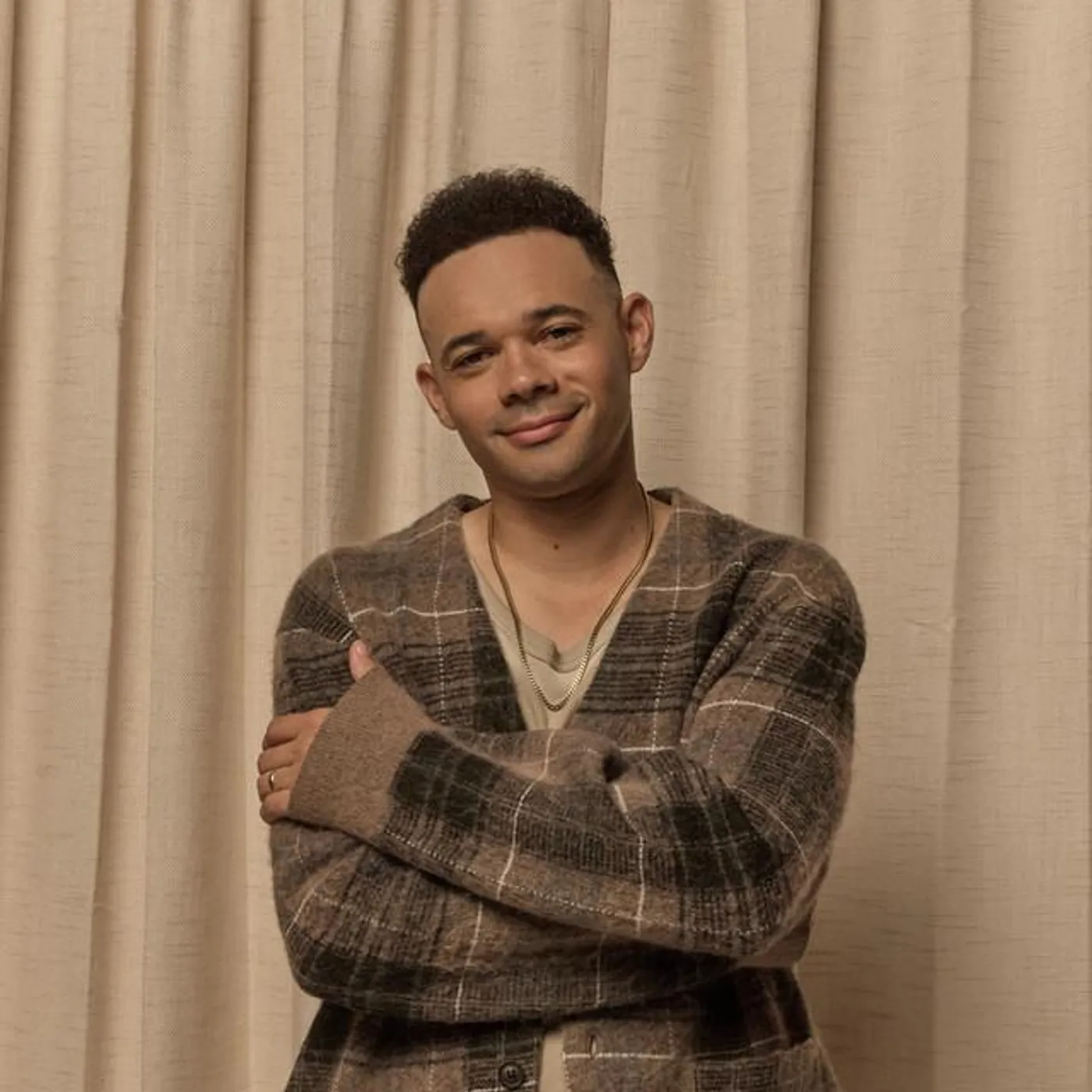 Tauren Wells Brand Page