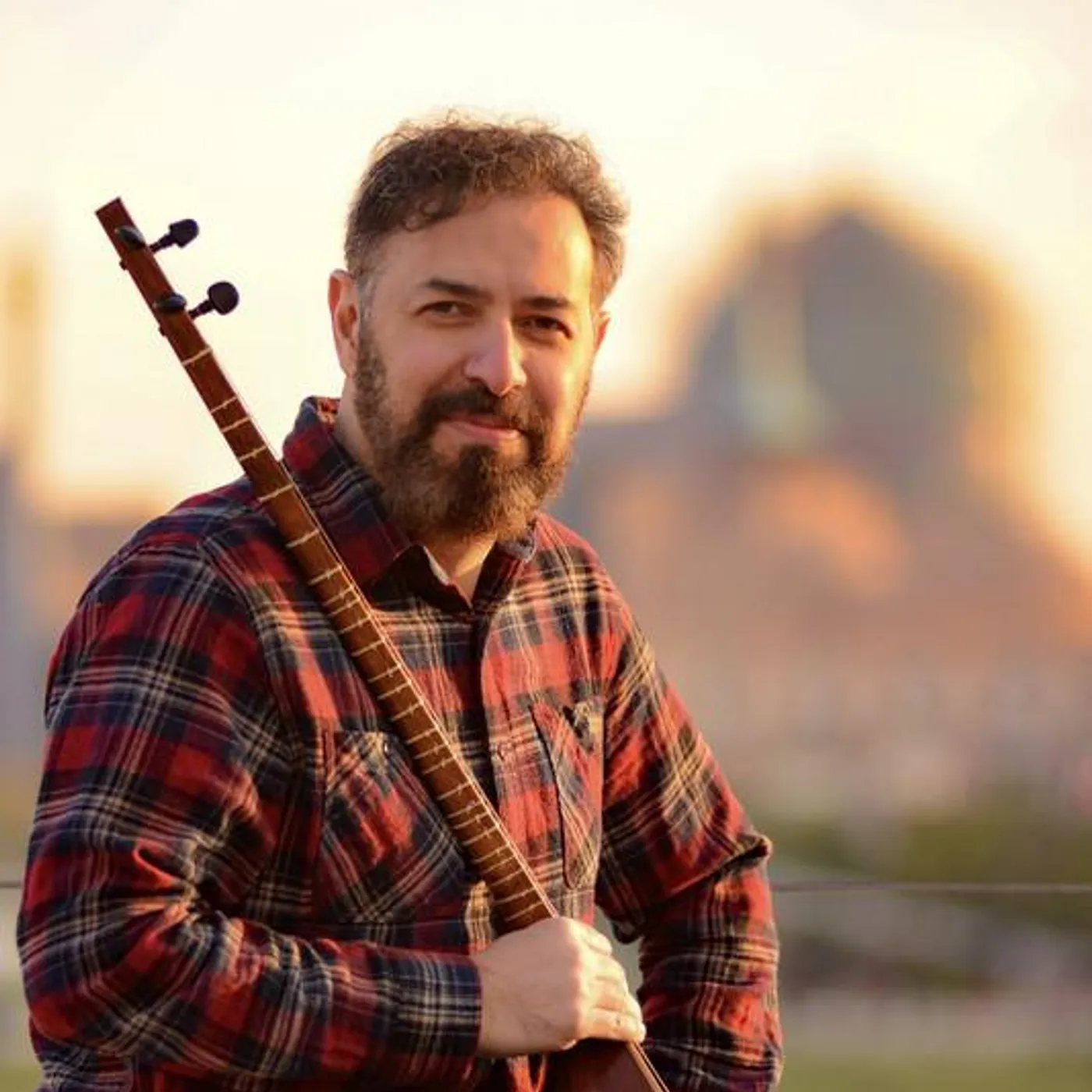 Tahmoures Pournazeri Brand Page