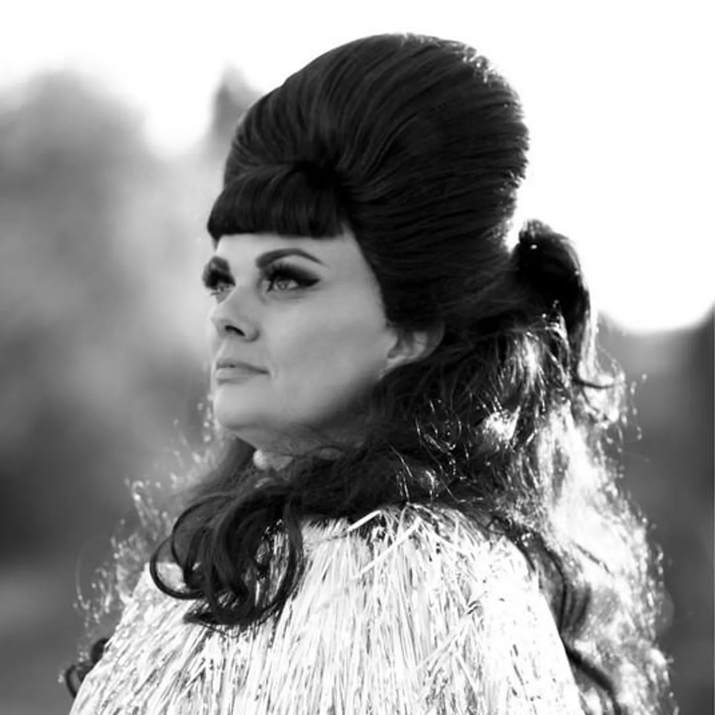 Tami Neilson Brand Page