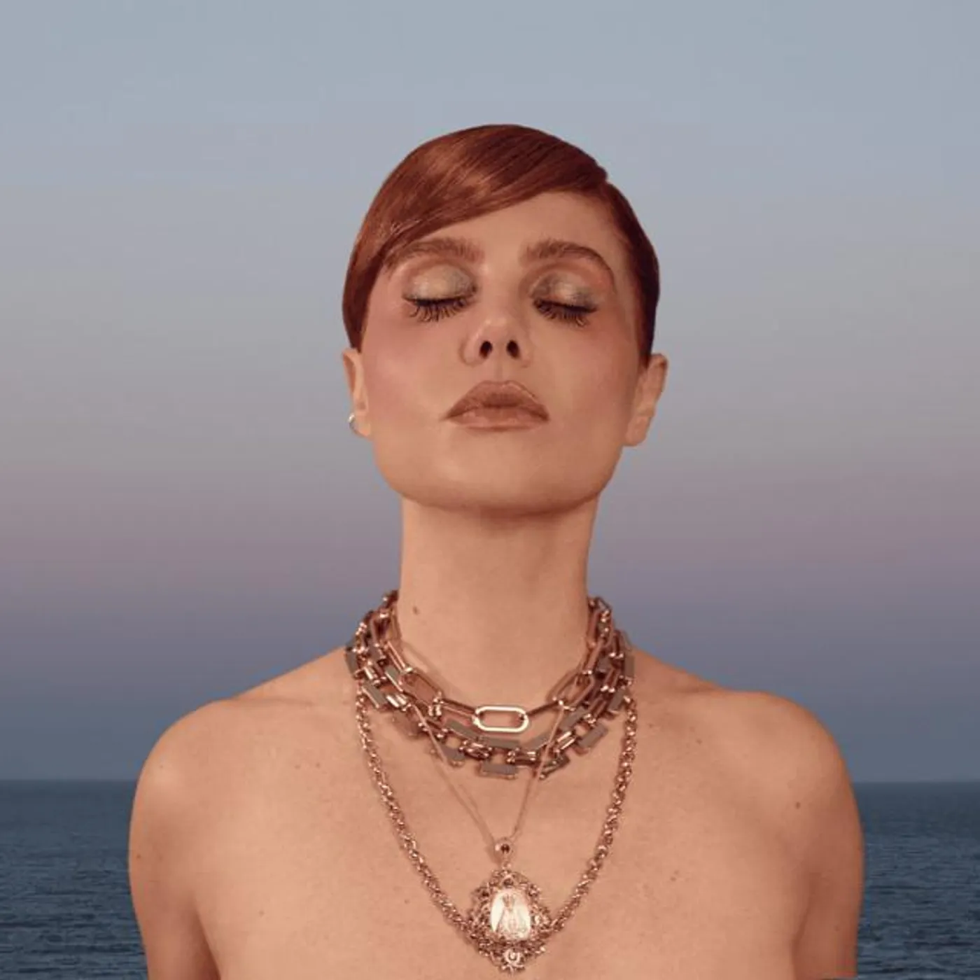 Thais Gulin Brand Page