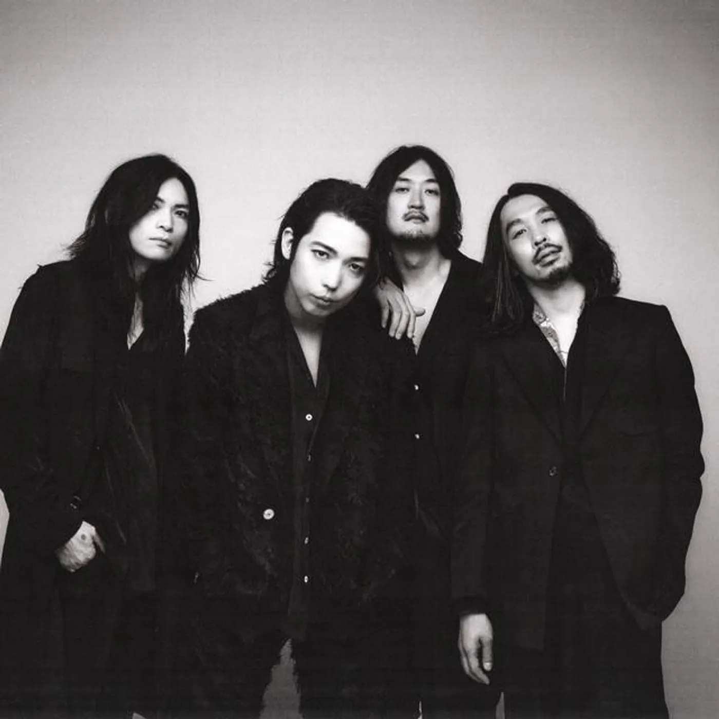 THE NOVEMBERS Brand Page