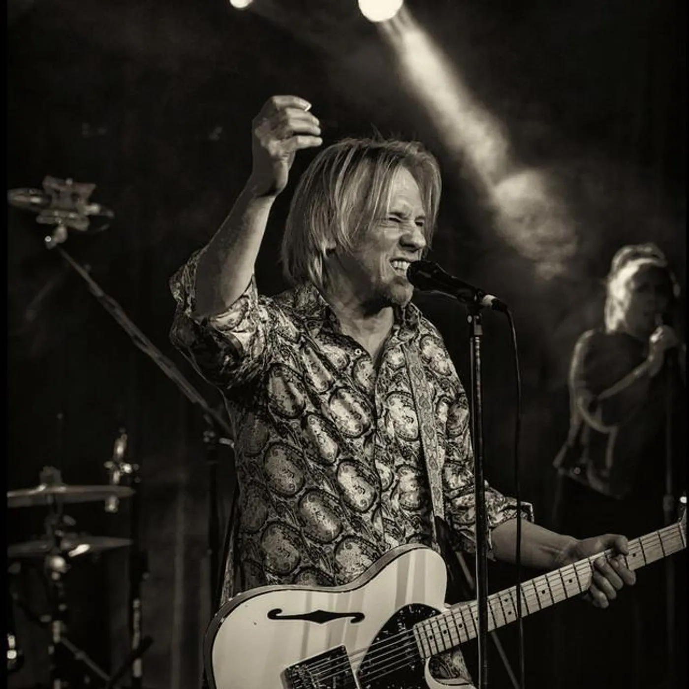 The Badloves Brand Page