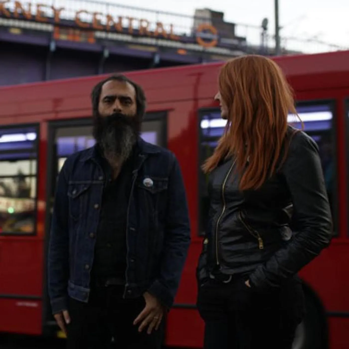 The Limiñanas Brand Page