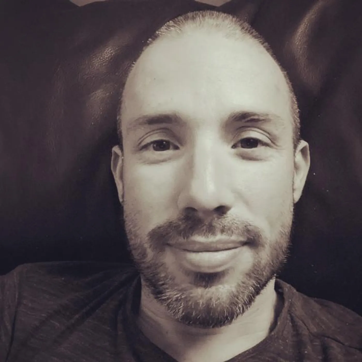 THe WHite SHadow (FR) Brand Page