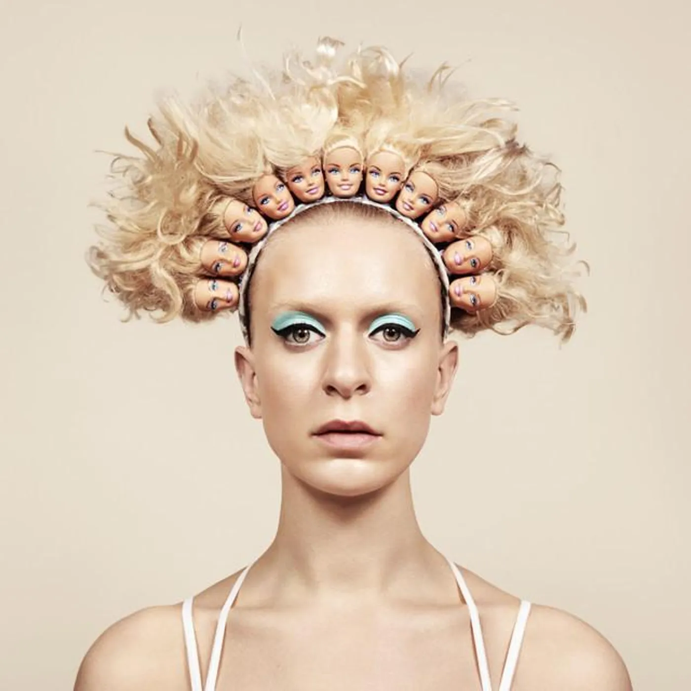 Thea Hjelmeland Brand Page