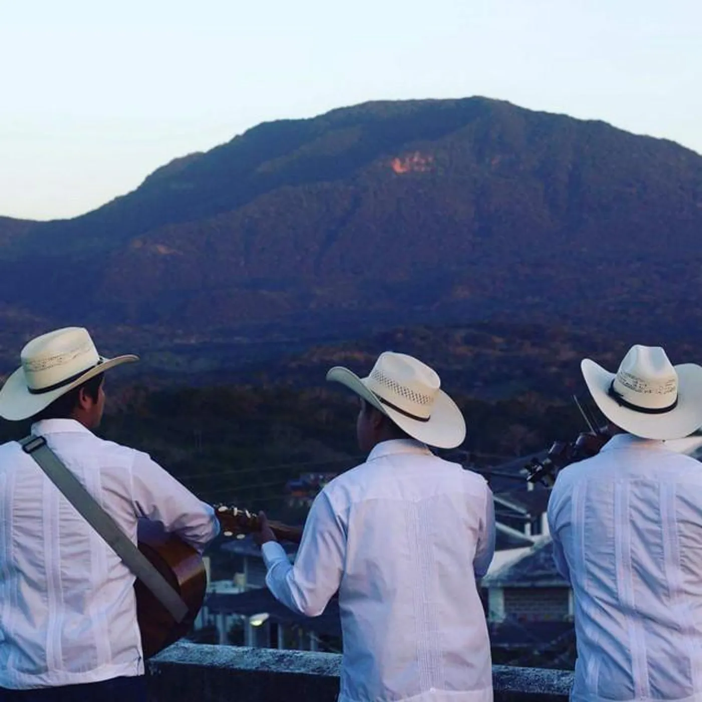 Trío Cantores del Son