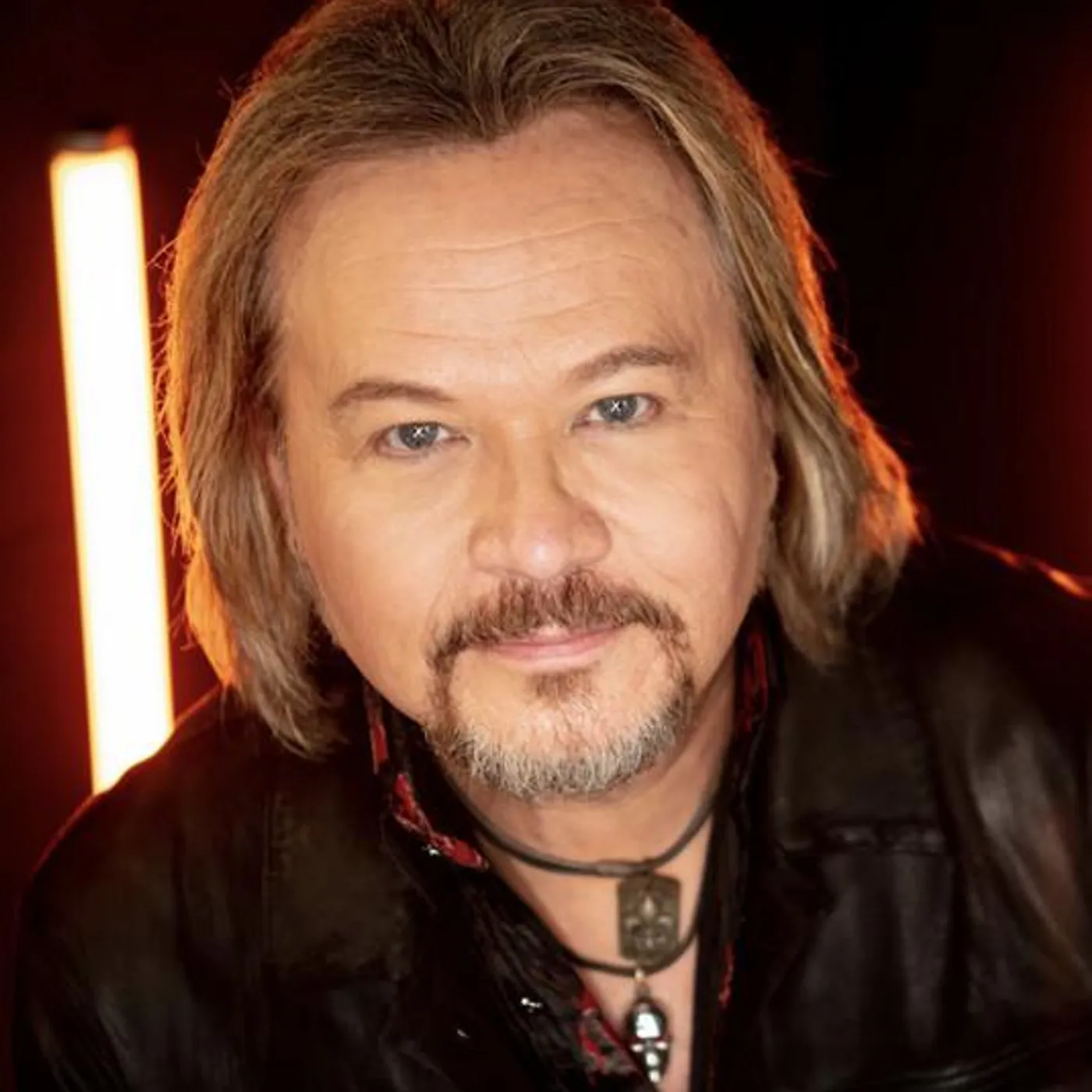Travis Tritt Brand Page