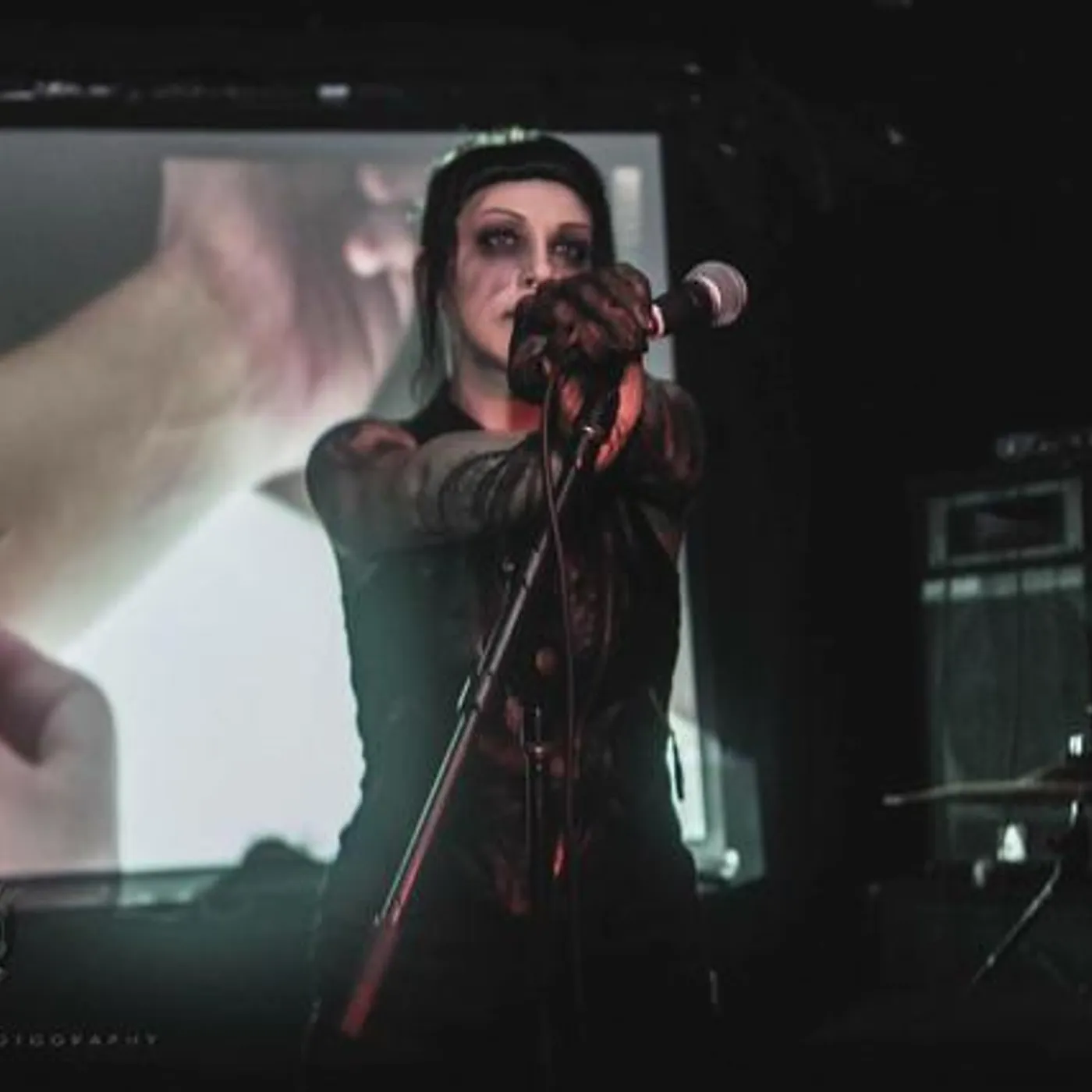 Unter Null Brand Page