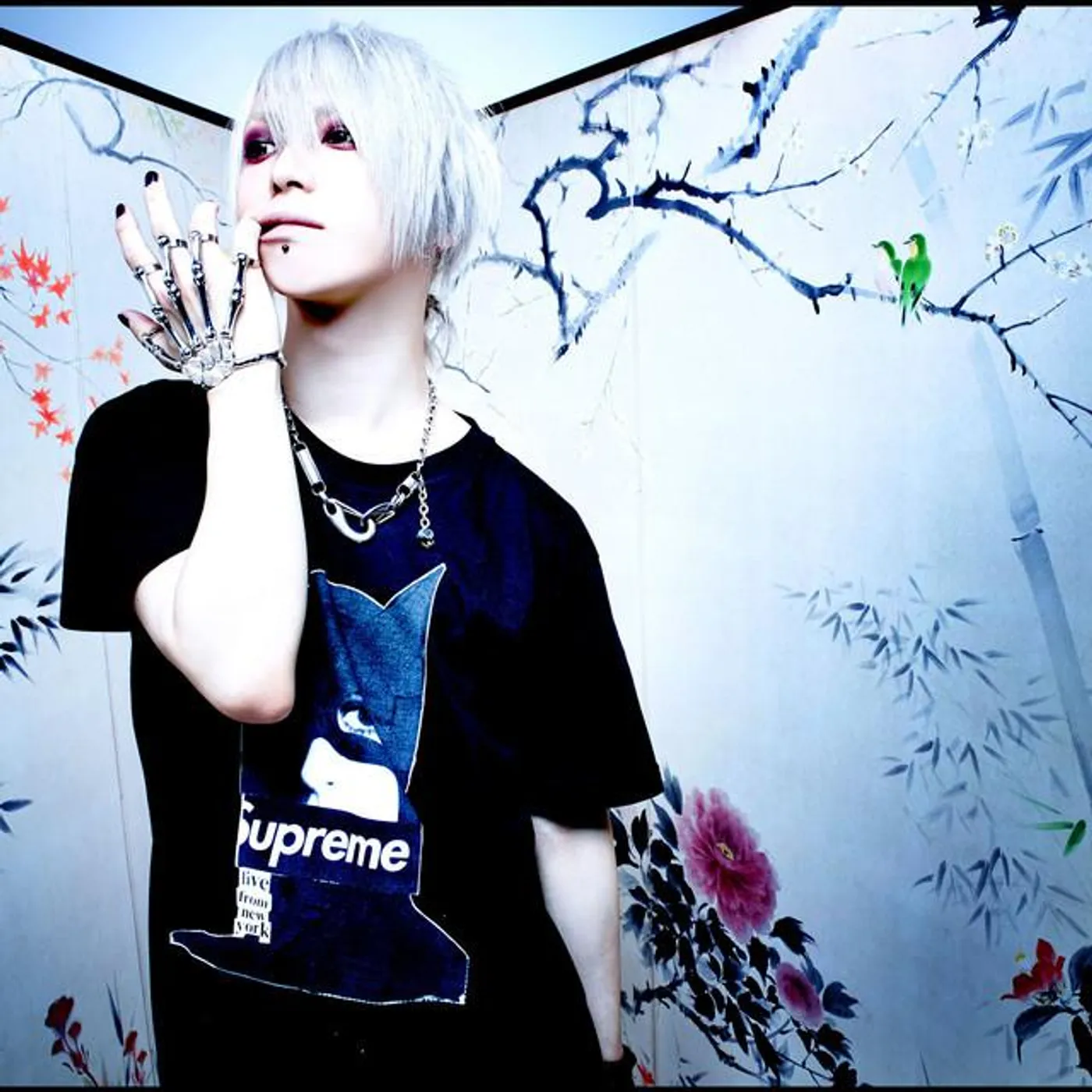 Uwakmimono Brand Page