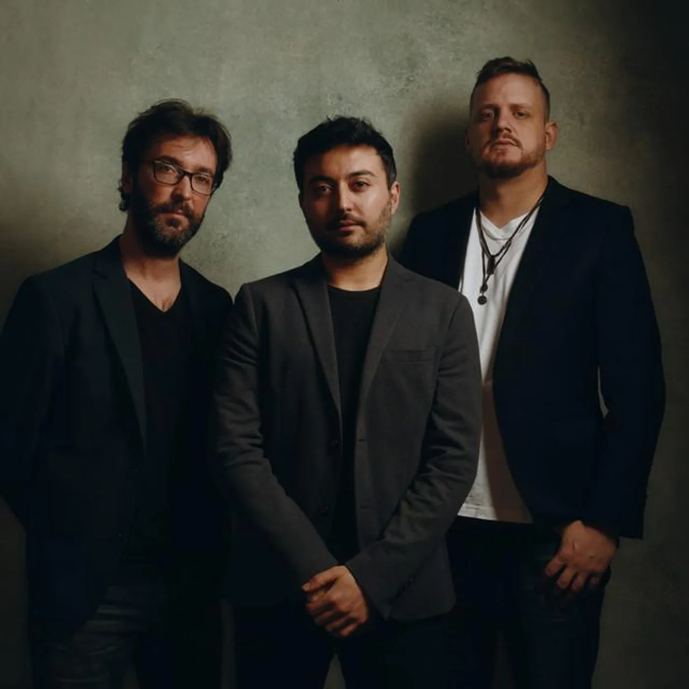 Vogue Trio Brand Page