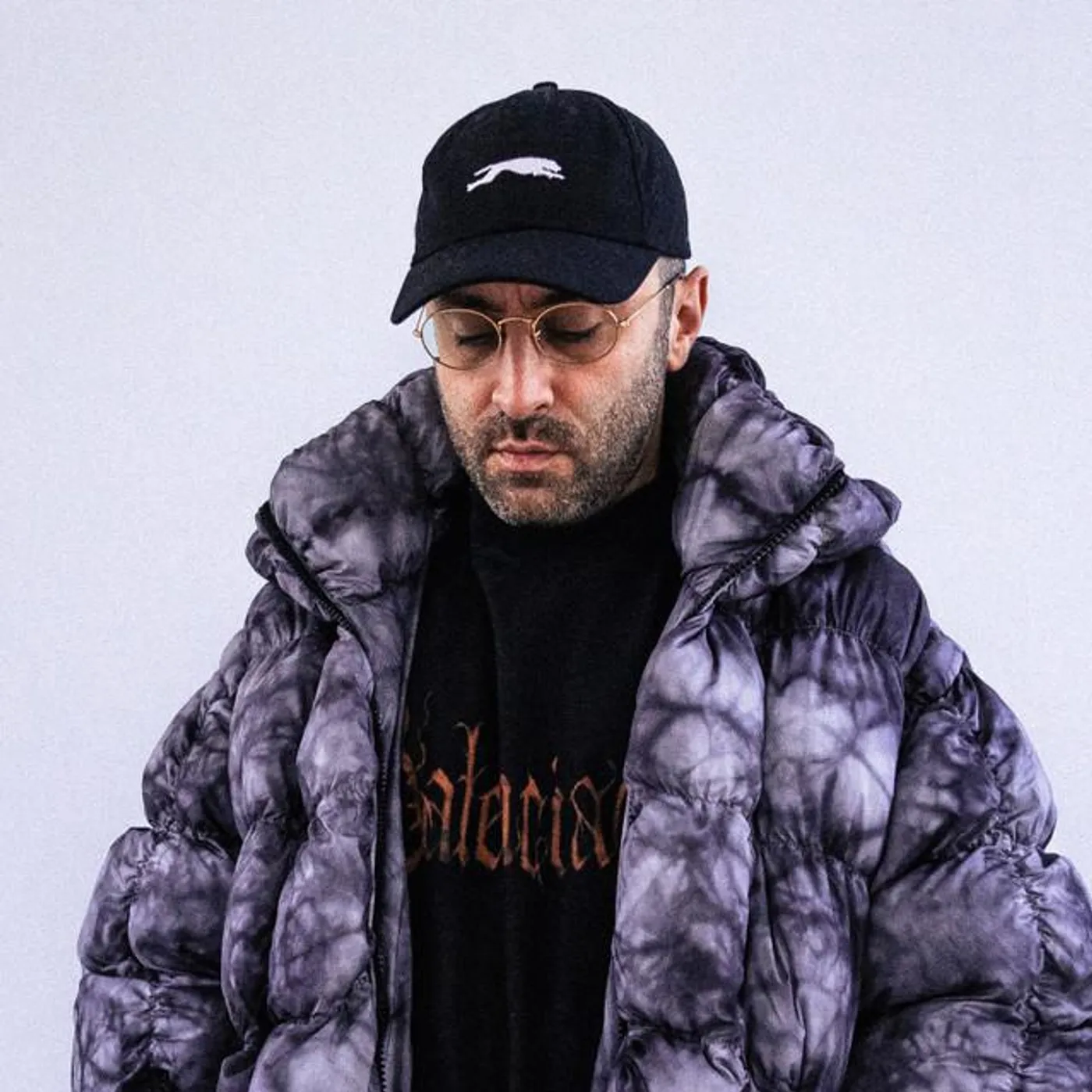 Von Bikräv Brand Page