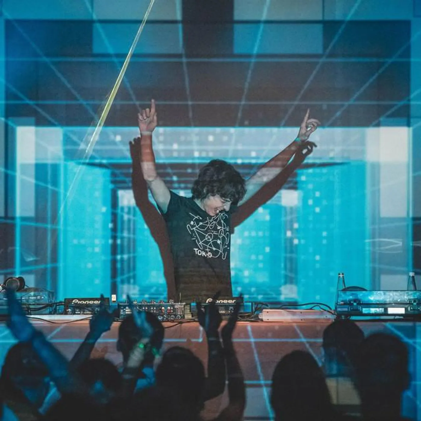 Vadim Zhukov Brand Page