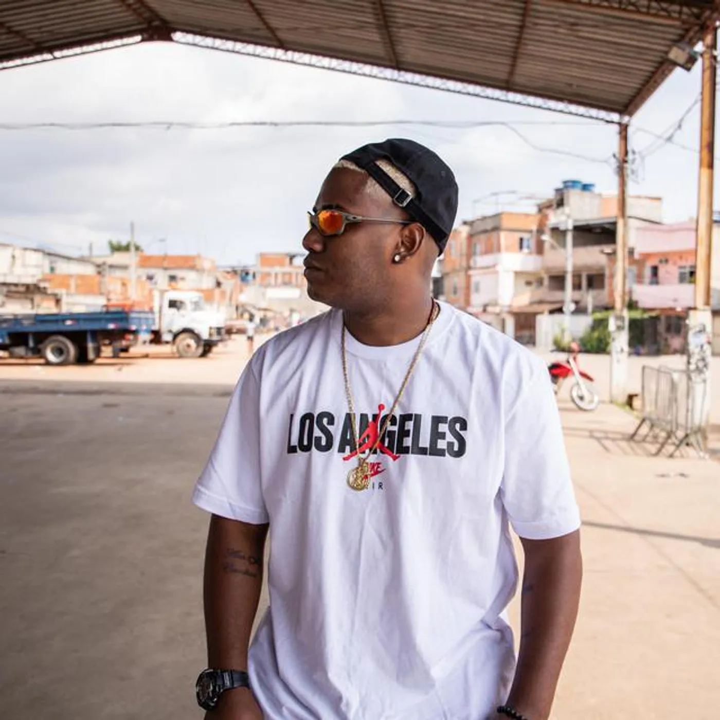 Valentiim Brand Page