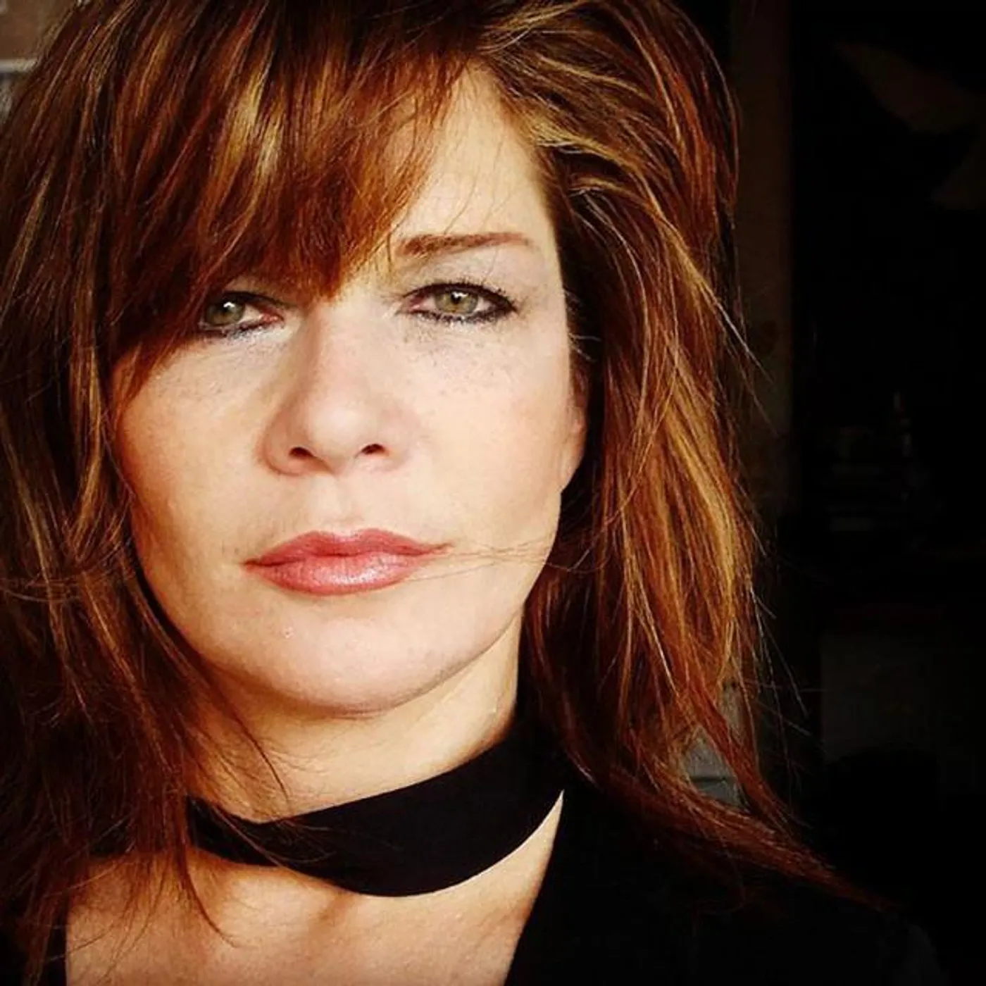 Vanessa Hollingshead Brand Page