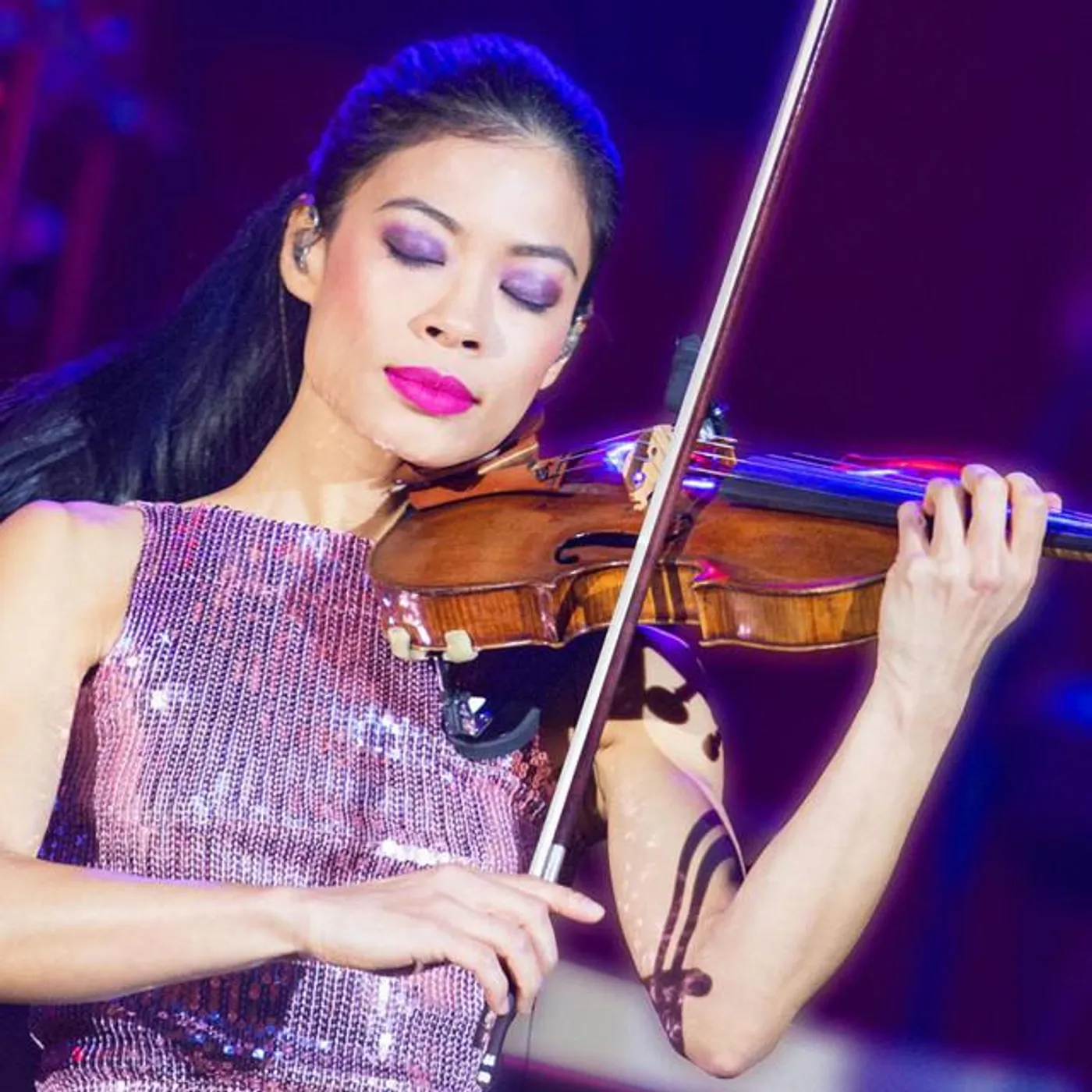 Vanessa-Mae Brand Page