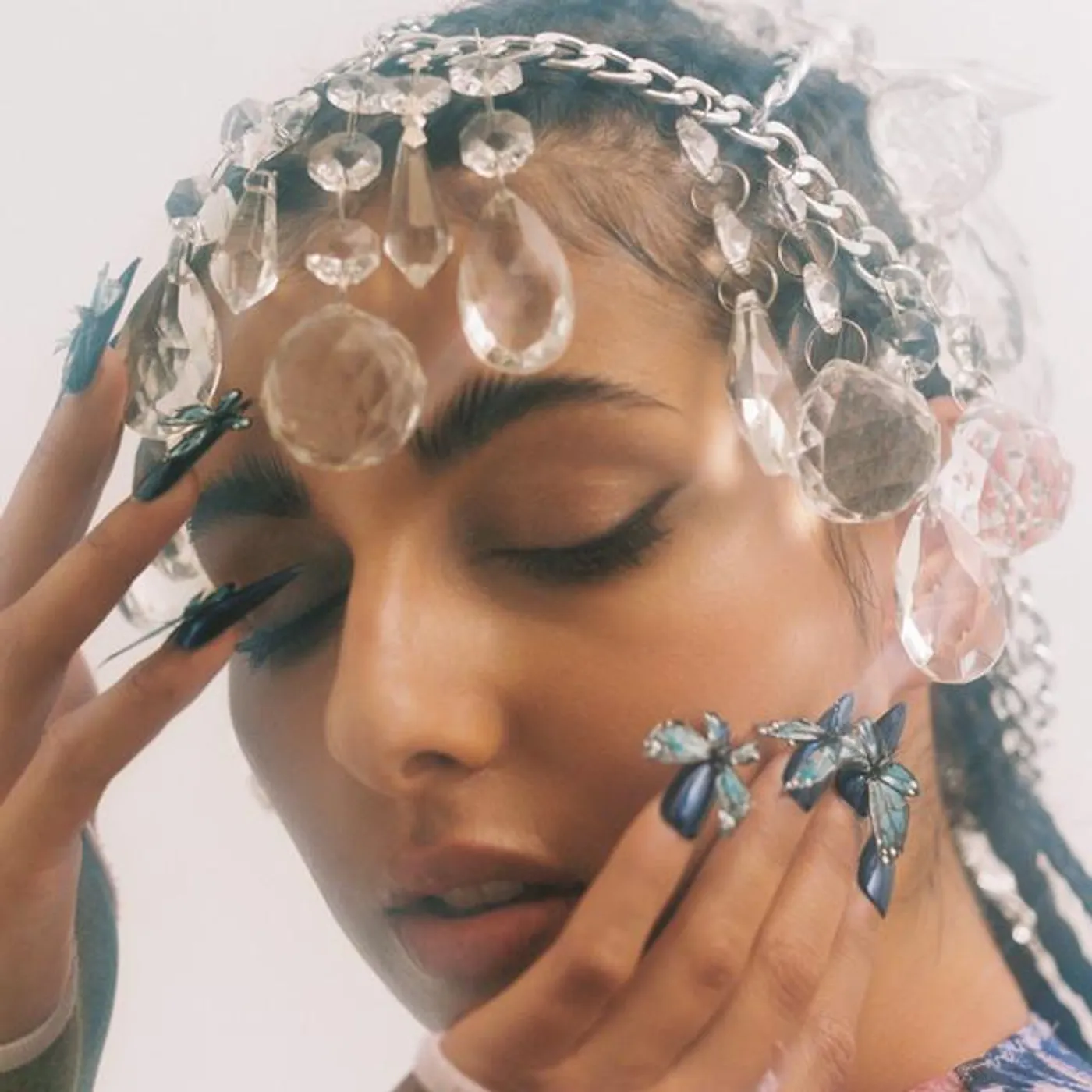 Vega Almohalla Brand Page