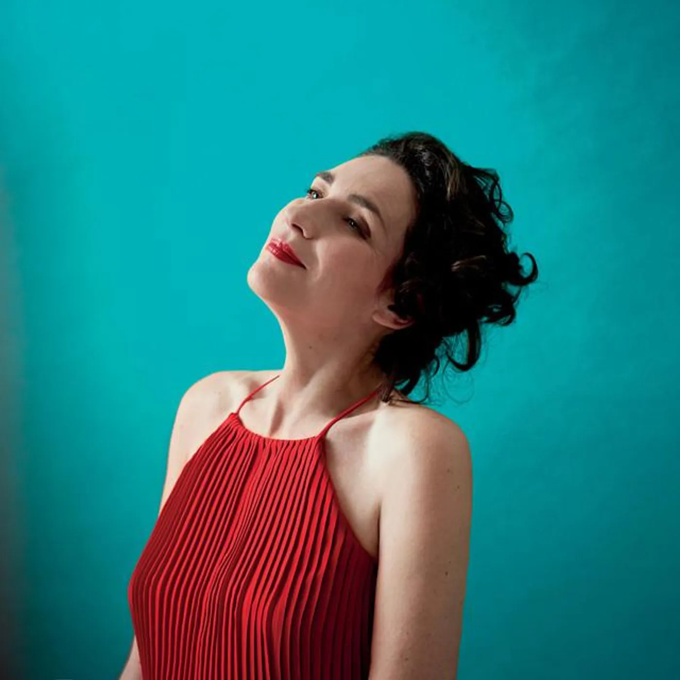 Véronique Gens Brand Page