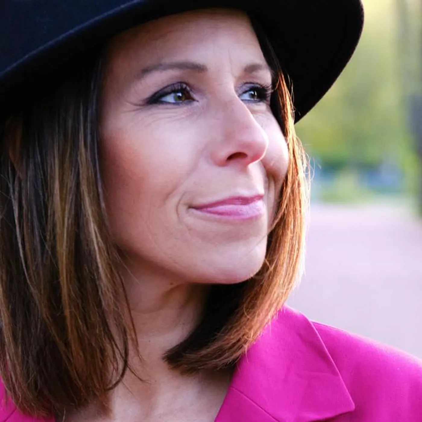 Vivian Buczek Brand Page