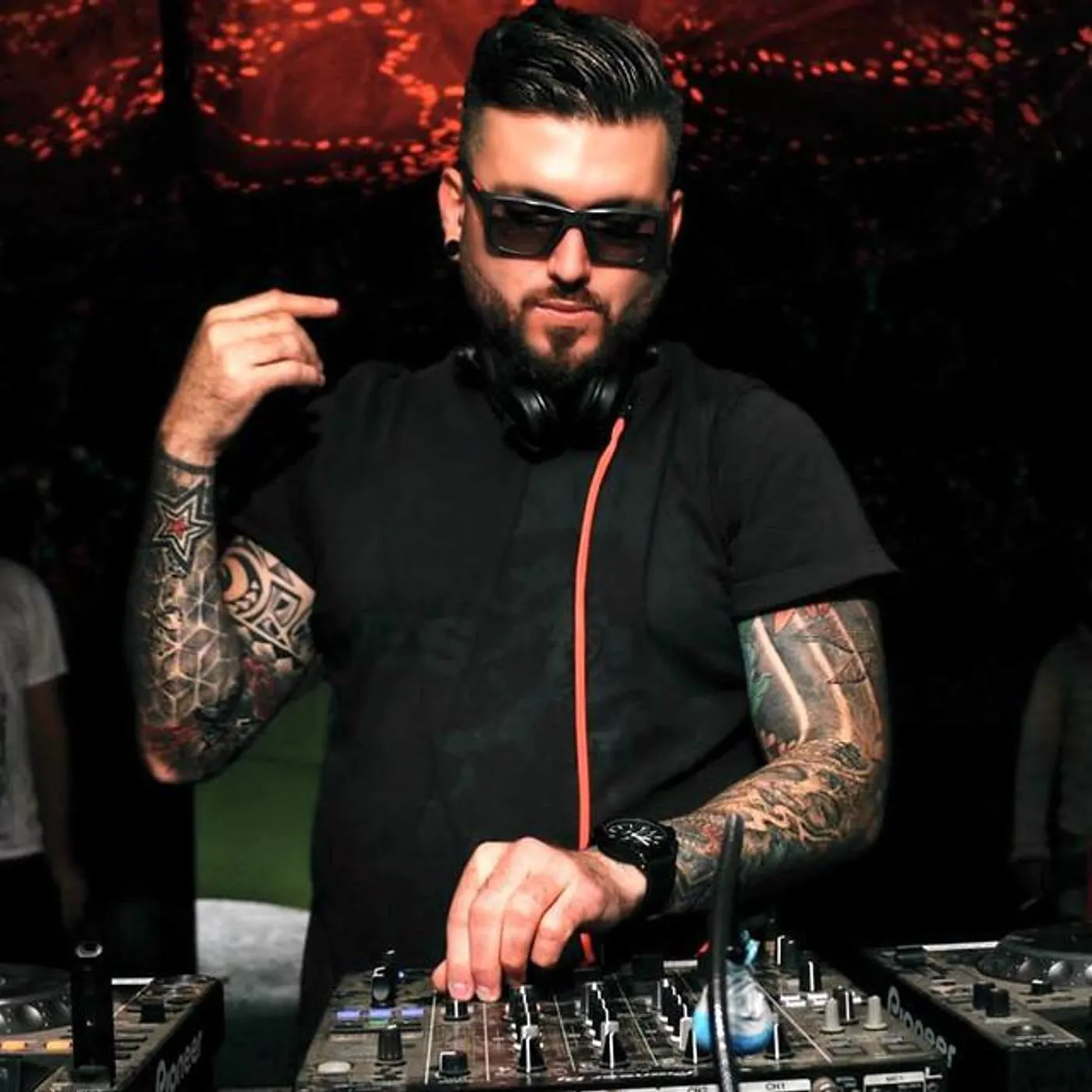 Vibe Tribe Brand Page