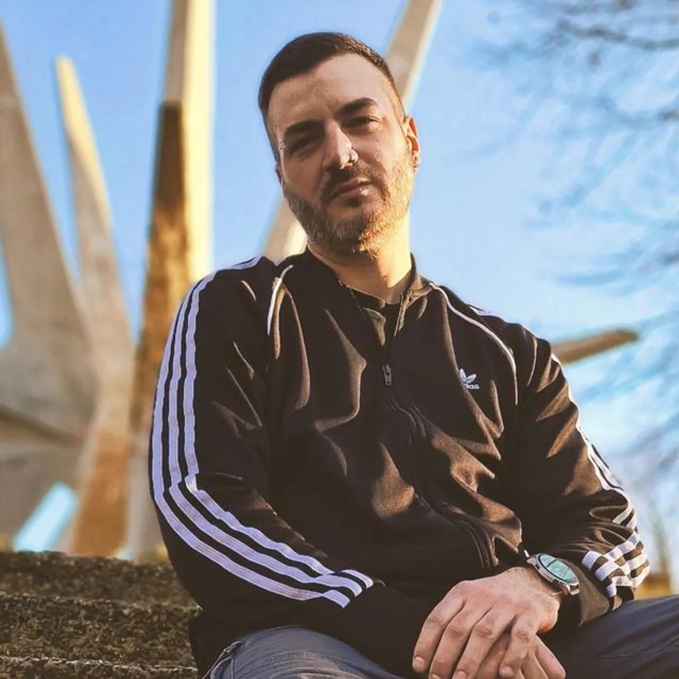 Vintage & Morelli Brand Page