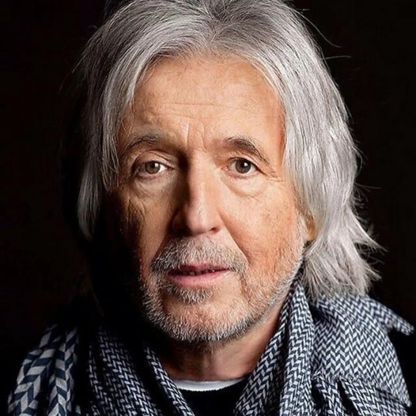 Vyacheslav Malezhik Brand Page