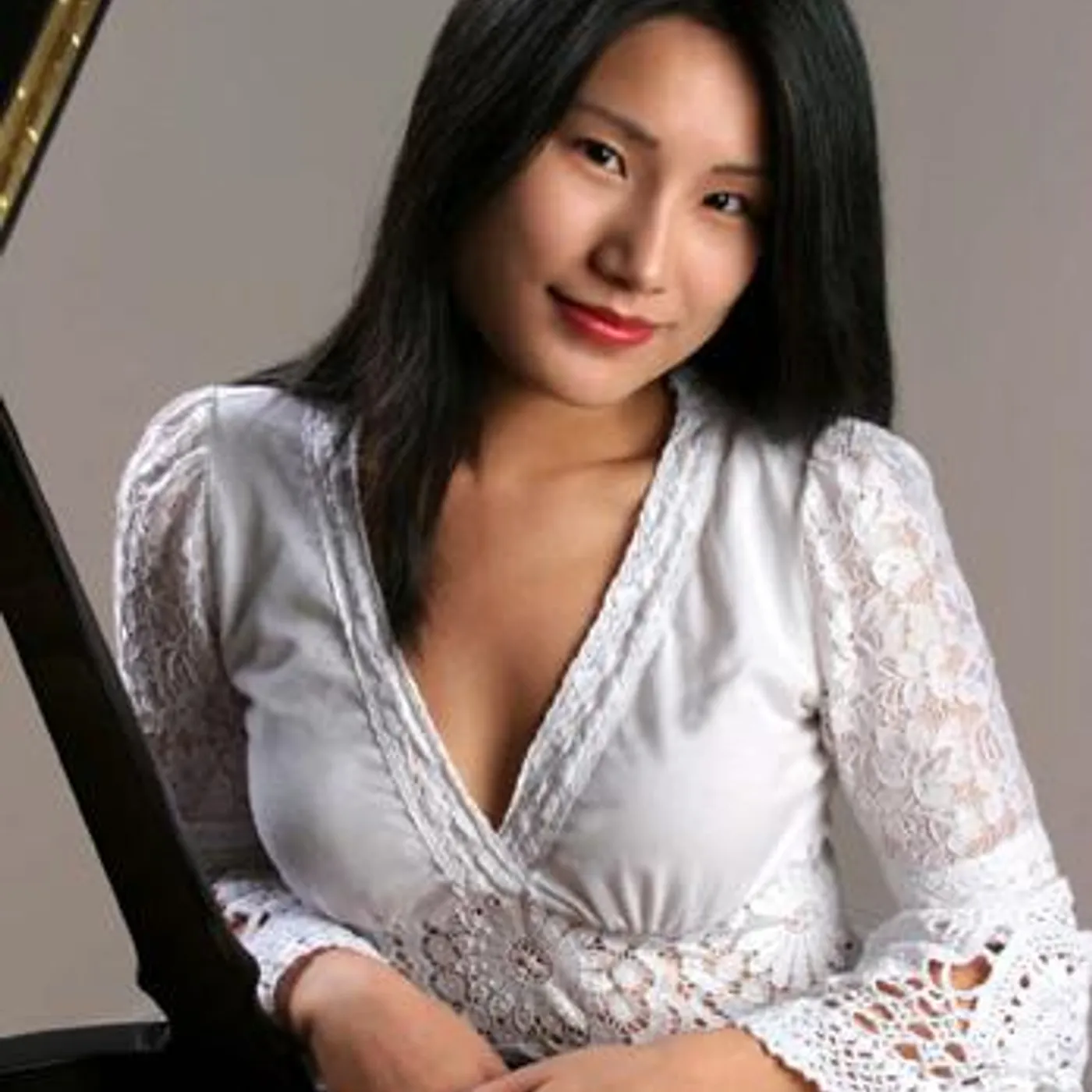 Xiayin Wang