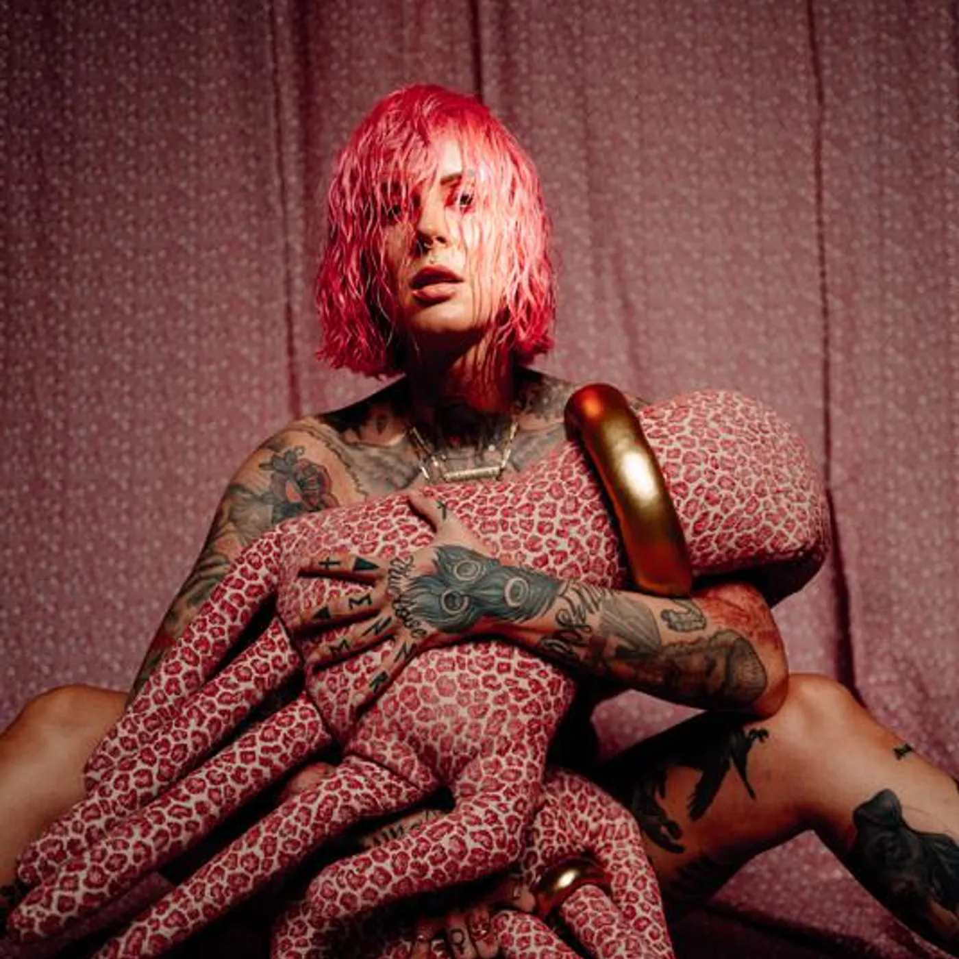 YAENNIVER Brand Page