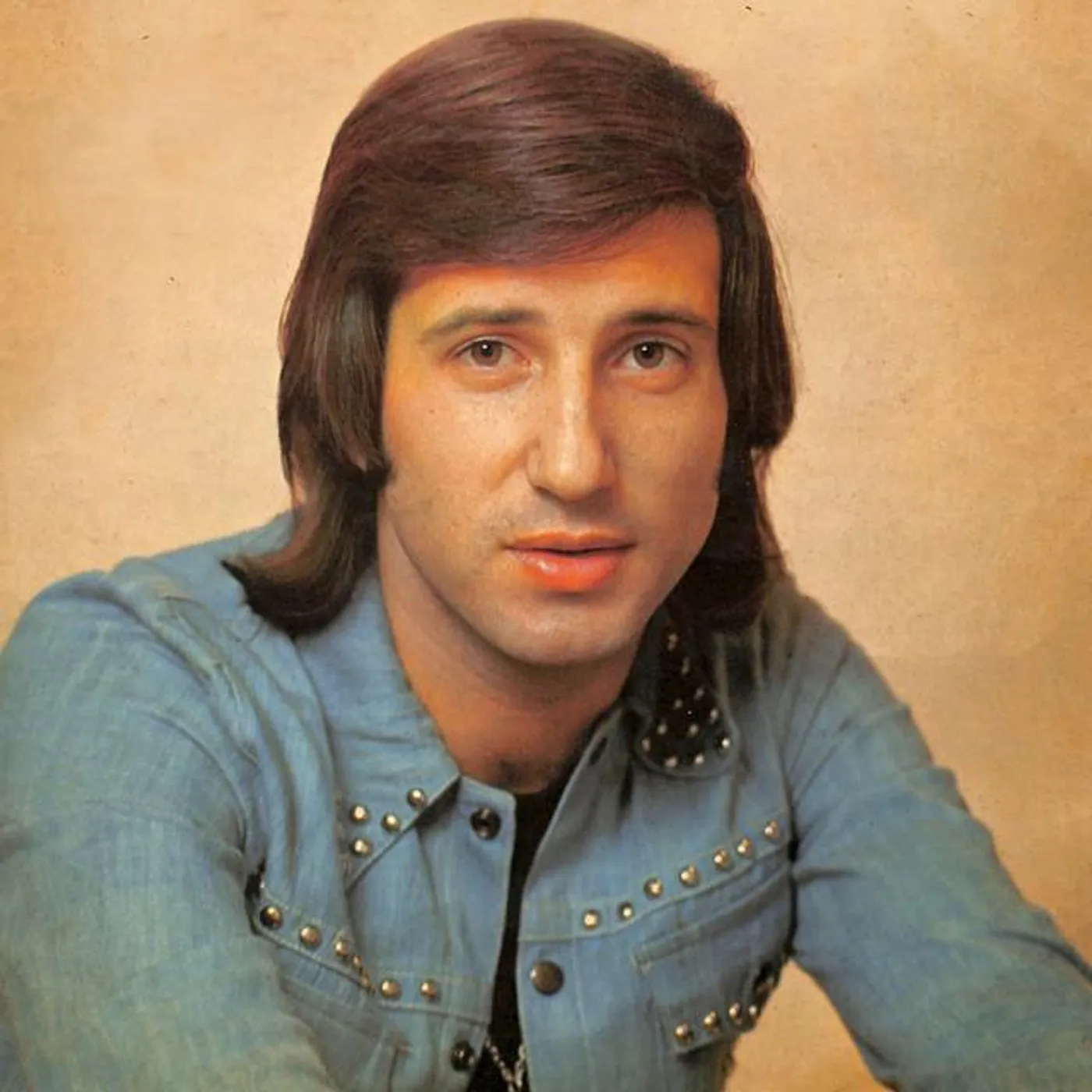 Yigal Bashan Brand Page