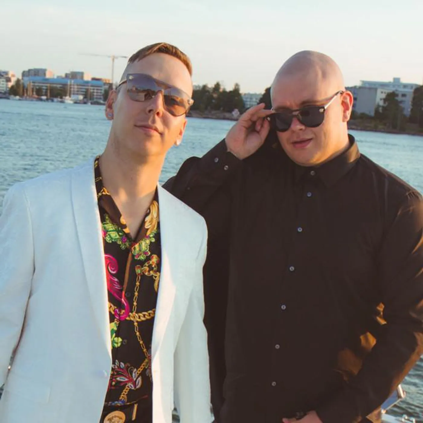 Yksi Totuus Brand Page