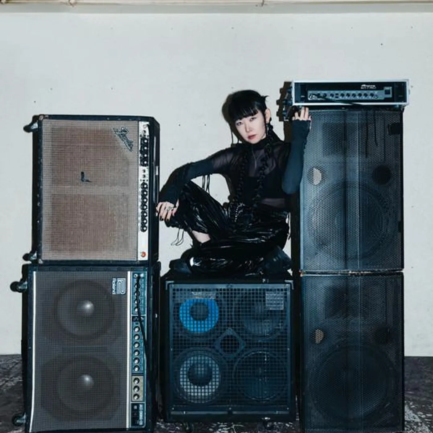 Yuko Araki Brand Page