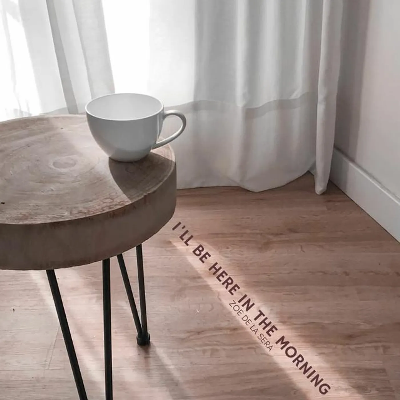 Zoe De La Sera Brand Page