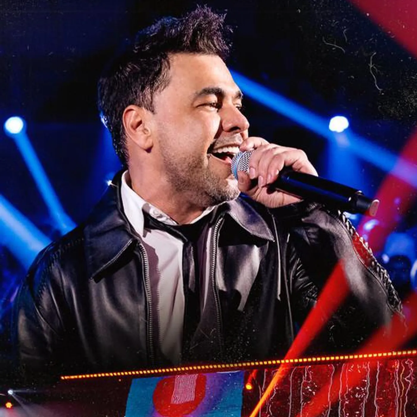 ZeZé Di Camargo Brand Page