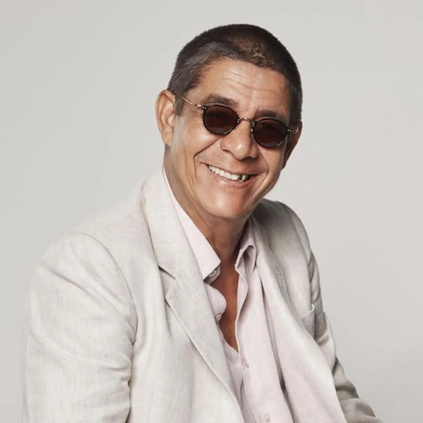 Zeca Pagodinho Brand Page