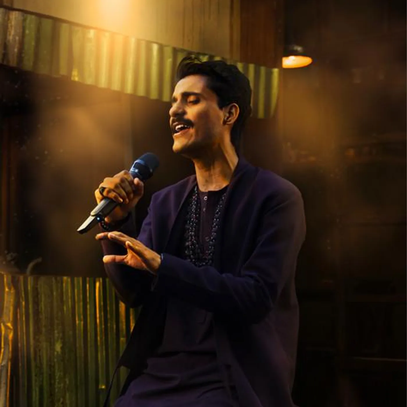 Zeeshan Ali Brand Page