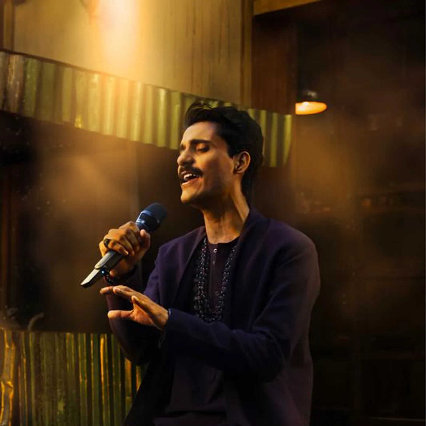 Zeeshan Ali Brand Page